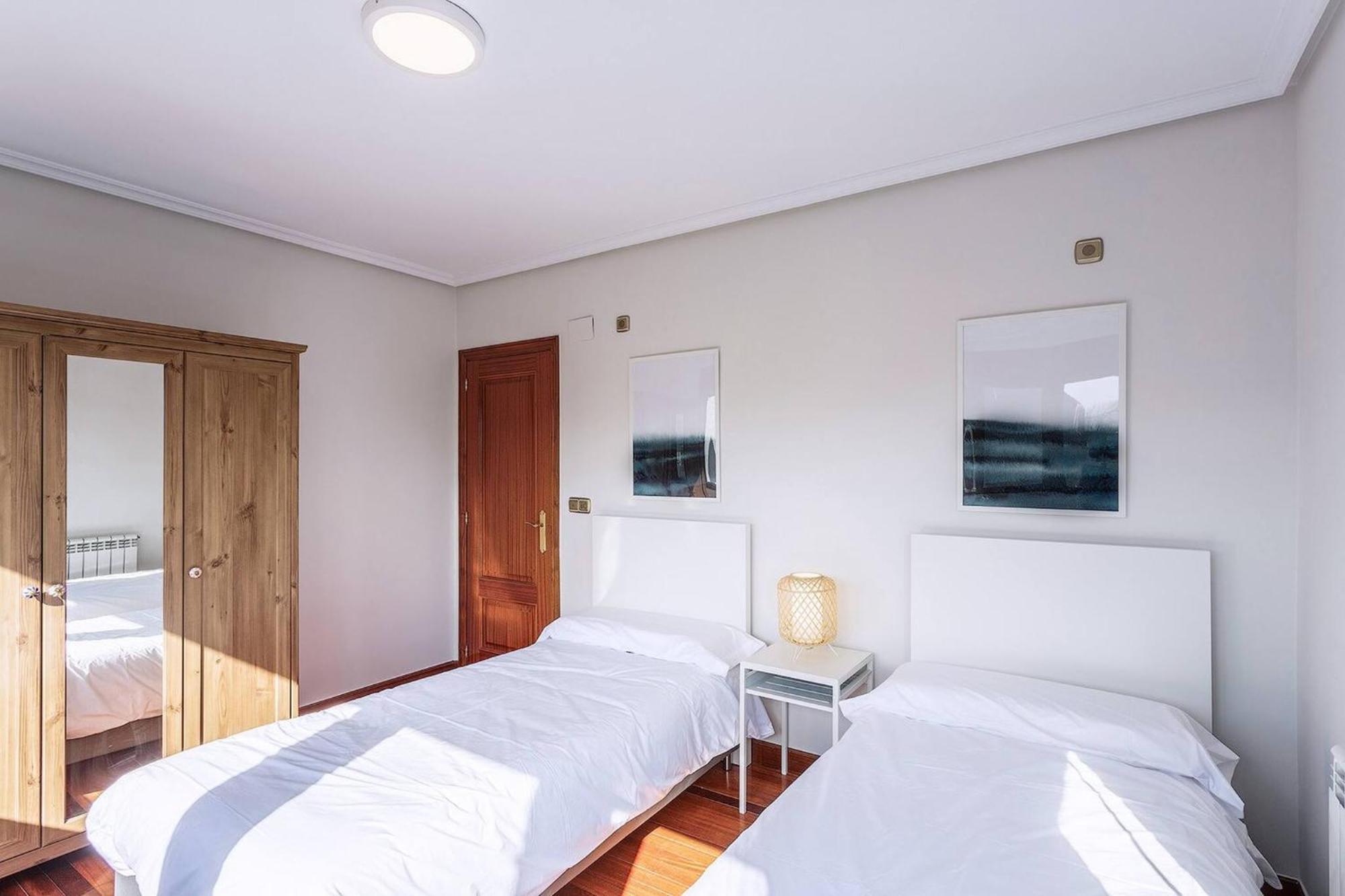 Earra - Casa Damatxo, Terraza, 1 Minuto A La Playa, Zona Tranquila Leilighet Zarautz Eksteriør bilde